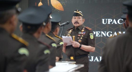 Jaksa Agung Lantik Kepala Kejaksaan Tinggi dan Pejabat Eselon II Di Kejaksaan Agung