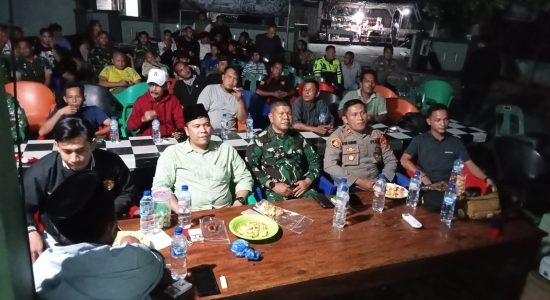 Koramil 12/Lp Gelar Nobar Piala Dunia Bersama Unsur Muspika Dan Masyarakat