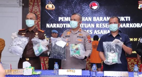 Polres Asahan Musnahkan 9,9 Kg Sabu dan 827 Vape Narkotika, Selamatkan 10.750 Jiwa