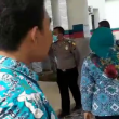 Camat Sei Kanan Syarifah Hapni, SE, MM Pimpin Langsung Penyemprotan Disinfektan