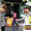 Kapolres Tanjungbalai Serahkan Paket Sembako Kepada Warga Kurang Mampu