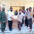 Pemdes Kosik Putih (Paluta ) Bagikan 87 Paket Sembako Bagi Warga Kurang Mampu Terdampak Pandemi Covid-19
