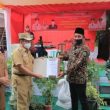 Bupati H.Sukiman Serahkan SK Batas Wilayah Desa Suka Damai, “Penetapan Batas Wilayah Untuk Cegah Konflik Antar Desa