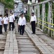 BUPATI NIAS BARAT KHENOKI WARUWU MINTA DINAS BINA MARGA PROVINSI SUMUT AGAR PEMBANGUNAN JEMBATAN OYO DIMULAI