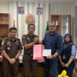 KEJARI SAMOSIR MELAKUKAN PENGEMBALIAN KERUGIAN KEUANGAN NEGARA KEPADA PT.PPSU