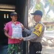 Ka Polsek Tambusai Utara ,” Serahkan Bansos Masyarakat Terdampak Kenaikan komoditi Bahan Pokok